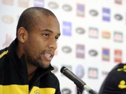 Afirma el jugador lateral, Maicon, no abandonar al Inter de Milán. AFP  /