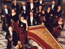 Integrantes de La Akademie für Alte Musik se presentan en el festival de música de Dresde. ESPECIAL  /