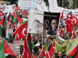 Grupos propalestinos en Ankara protestaron por el acto de “piratería” del Ejército israelí contra la Flotilla de la Libertad. AP  /