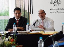 Durante la sesión en el CECA, estuvieron presentes Martín Almádez y Alejandro Cravioto. A. HINOJOSA  /