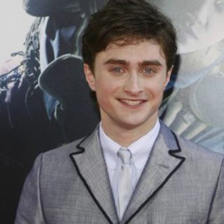 Daniel Radcliffe y Katie Holmes, entre los presentadores de los Tony