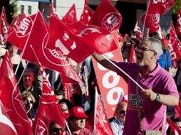 Los trabajadores del Estado español hicieron una marcha nacional el martes 8 de junio, como protesta por los recortes salariales. NTX  /