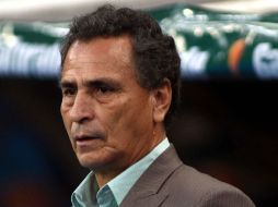 José Luis Real comenzará trabajos con muchas ausencias. MEXSPORT  /