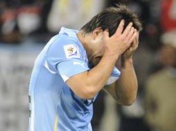 Nicolás Lodeiro se convierte en el primer expulsado de la Copa del Mundo. AFP  /