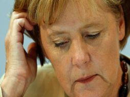 Tras las manifestaciones que rechazaban el plan de auteridad, Merkel pidió respaldo a la propuesta. REUTERS  /