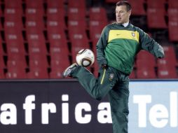 Dunga durante el entrenamiento del cuadro brasileño. REUTERS  /