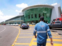 Autoridades de Tlajomulco no pudieron proceder al embargo que tenían programado ayer en el Aeropuerto de Guadalajara. S. NÚÑEZ  /