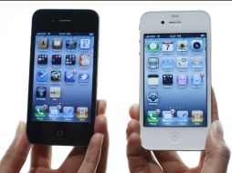 Actualmente se puede pedir el iPhone 4 por internet antes de su aparición en tiendas de Estados Unidos. AP  /