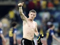 Una gripa impide que Bastian Schweinsteiger no participe en los entrenamientos de hoy con el equipo alemán. EFE  /