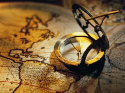 Regala a papá una brújula, para que no se pierda en sus aventuras. ESPECIAL  /