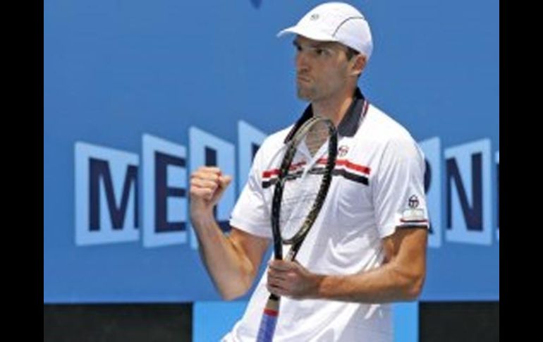 Ivo Karlovic y su poderoso saque no estarán presentes en el pasto sagrado de Wimbledon. SUN  /