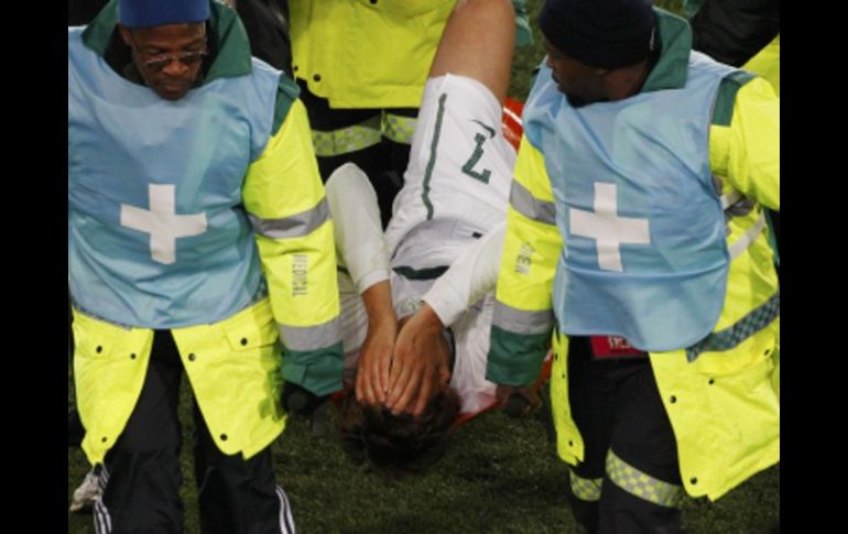 Nejc Pecnik sale lesionado por esta razón abandona el Mundial de Sudáfrica 2010. REUTERS  /