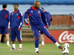 Nicolas Anelka en el último entrenamiento que realizó con la Selección francesa. EFE  /