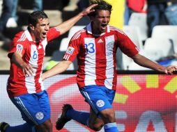 Enrique Vera después de haber anotado su gol a Eslovaquia. EFE  /