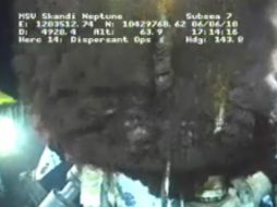 La petrolera británica BP anunció hoy que renovó las labores en el Golfo de México a fin de contener el derrame. EFE  /