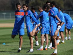 Los jugadores de la Selección de Portugal en preparación para su duelo de mañana. AFP  /