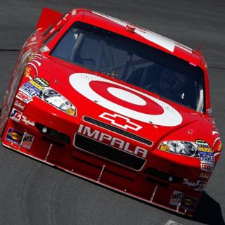 Montoya sorprende con la 'pole' para la prueba en Loudon