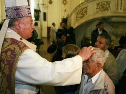 La información acerca del virus del dengue se proporcionará durante la ceremonia religiosa. ARCHIVO  /