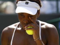 La tenista estadounidense, Venus Williams, lamenta la derrota. REUTERS  /