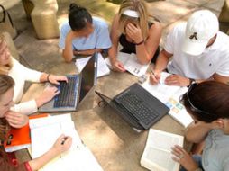 No hay ninguna ciudad que supere los niveles de conectividad y telecomunicaciones que la ZMG. ARCHIVO  /