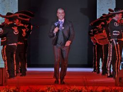 Alejandro Fernández hace un llamado al público en general para que hagan donativos. ARCHIVO INFORMADOR  /