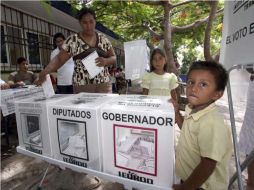 Se extraerán únicamente las actas de las elecciones de gobernador y diputados. EFE  /