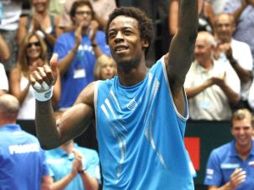 Monflis adelantó a Francia en la serie Copa Davis ante los españoles. AP  /