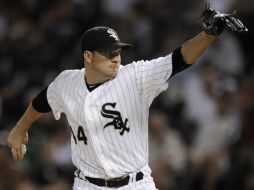Jake Peavy se lesionó el martes en un lanzamiento contra los Angelinos. AP  /