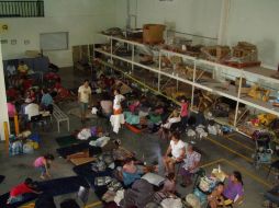 Decenas de familias permanecen en un albergue de Nuevo Laredo, Tamaulipas, que fue afectado por las inundaciones. EL UNIVERSAL  /