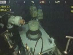 Las nuevas imágenes tomadas a la nueva estructura de contención (foto), muestran que el vertido de petróleo ha cesado. AP  /