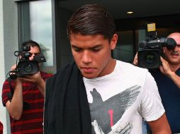 La última imagen de Jonathan dos Santos cuando dejó la concentración del Tri. JAMMEDIA  /