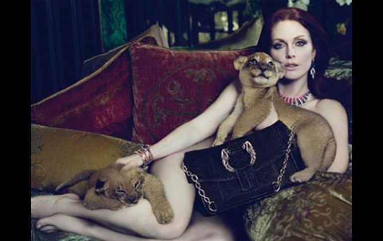 La pelirroja fue elegida como imagen de Bulgari por su belleza y elegancia. ESPECIAL  /