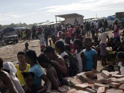 El terremoto dejó 1.6 millones de damnificados. EFE  /