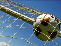 El Apertura 2010 dará inicio cuando se toque el balón esta noche en el Estadio Tres de Marzo. JAMMEDIA  /