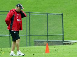 Carlos Ischia se mostró inconforme ante la expulsión de Vera. E. BARRERA  /