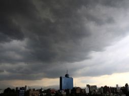 Ayer se presentó, nuevamente, un fuerte aguacero en la Ciudad de México, una de las más afectadas en este temporal. NTX  /