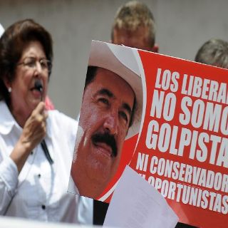 Regresa embajador mexicano a Honduras