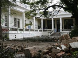 La finca Villa Beatriz que perteneció a la familia Pérez Verdía se convertirá en oficinas de la Contraloría del Estado.  M. FREYRÍA  /