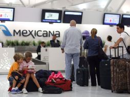 El miércoles, la aerolínea suspendió varios vuelos internacionales desde ciudad de México, entre ellos siete a Sudamérica. EL UNIVERSAL  /
