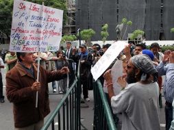 La SCJN avala la adopción para las parejas del mismo sexo. A las afueras se manifestaron grupos a favor y en contra. EL UNIVERSAL  /