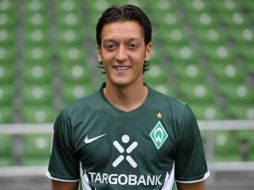 Se confirma el fichaje de Mesut Özil por el Real Madrid.  AFP  /