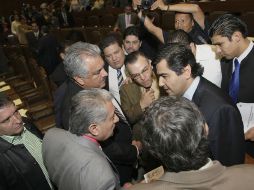 La Dirección de Asuntos Jurídicos del Congreso señala que es “irregular” el acuerdo con la empresa Consultores López Castro y Compañía.  /