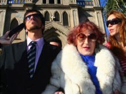 Reynaldo Wabecke dio el sí bajo la nueva ley que autoriza los matrimonios gay en Argentina. ESPECIAL  /