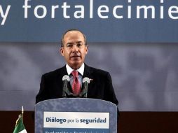 Felipe Calderón se reúne con presidentes municipales en el marco del Diálogo por la Seguridad. EL UNIVERSAL  /