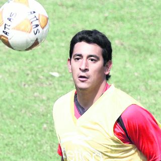 José Luis Mata 'sacude' a los Rojinegros