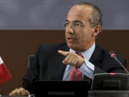 Calderón anunció nuevas medidas para combatir el lavado de dinero. EFE  /