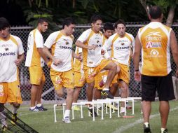 Los Jaguares se preparan fuerte para su partido ante Monterrey. MEXSPORT  /