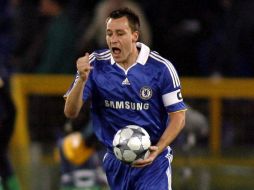 John Terry buscará junto con los 'blues' ganar el título. MEXSPORT  /