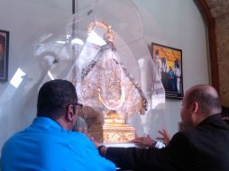 Aspecto de la imagen de la virgen de Talpa. Z. RAMÍREZ  /