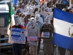 Salvadoreños, guatemaltecos, hondureños y nicaraguenses participaron en las protestas. EFE  /